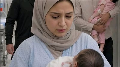 في اليوم الي أنجبت فيه