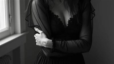 أثناء حفل شركة زوجي قام بعض زملائه بإغلاق الباب عليّ في فريزر المطعم علشان أهدى شوية