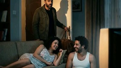 رجعت من السفر فجأة